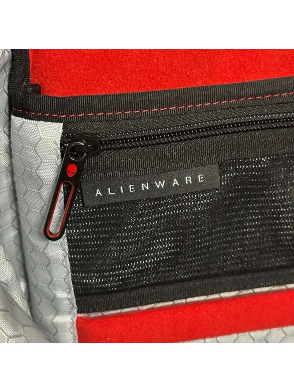 ALIENWARE ELITE Backpack AWM17BPE Mobile Edge Ultimate Gamer Bag Dark Gray 28L